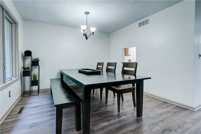 $349,900 | 4 Colonial Circle, Perinton, NY 14450