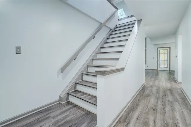 $349,900 | 4 Colonial Circle, Perinton, NY 14450