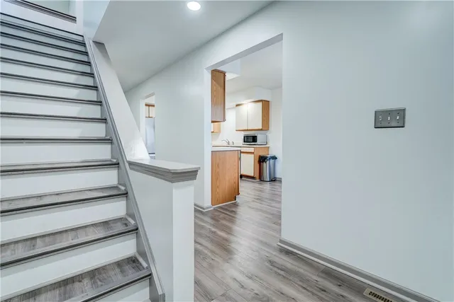 $349,900 | 4 Colonial Circle, Perinton, NY 14450