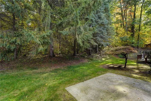 $349,900 | 4 Colonial Circle, Perinton, NY 14450