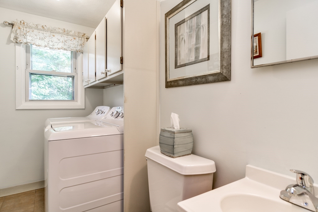 9 Larnis Road Framingham, MA 01701 - Photo 16 of 28