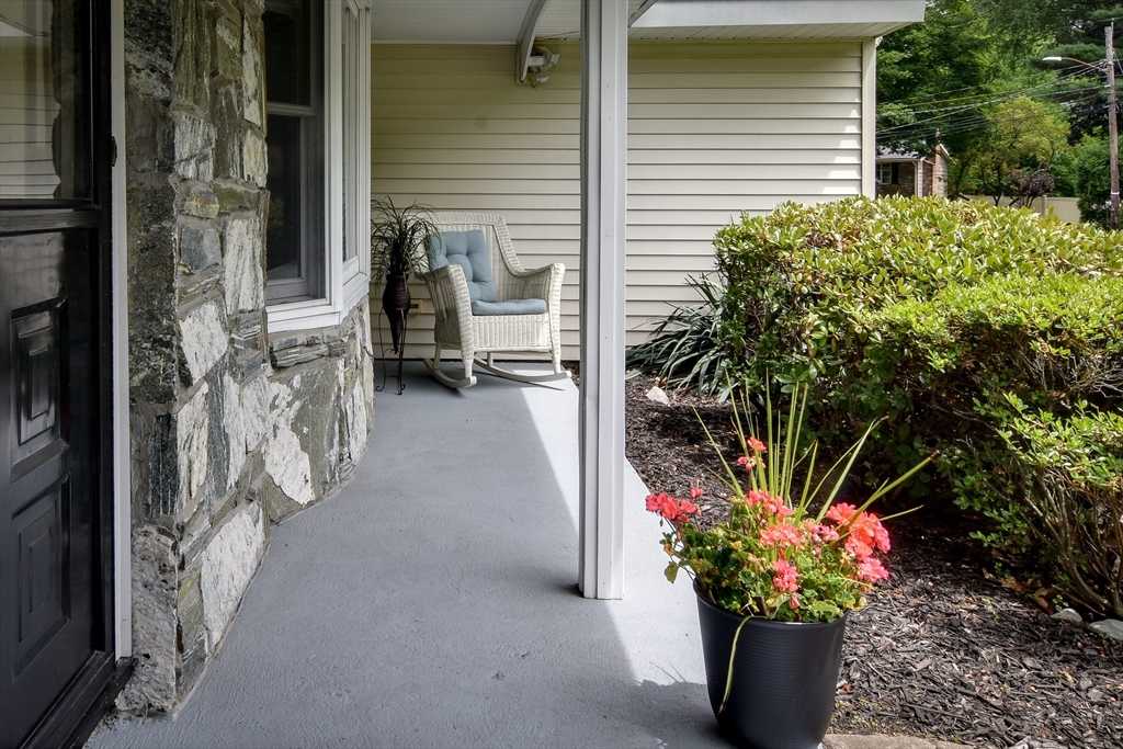 9 Larnis Road Framingham, MA 01701 - Photo 26 of 28