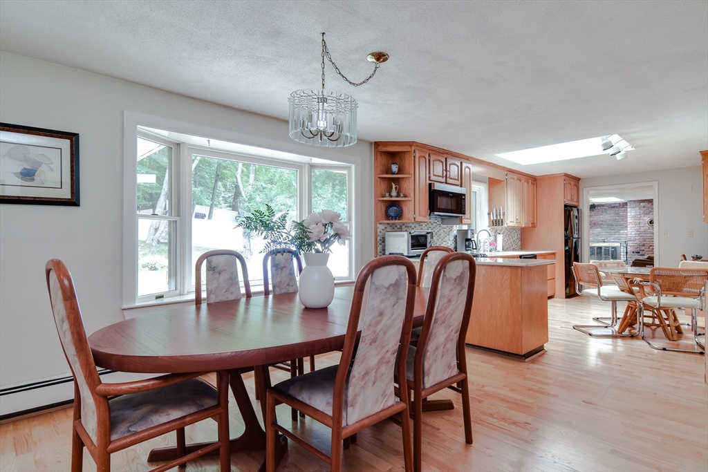 9 Larnis Road Framingham, MA 01701 - Photo 6 of 28