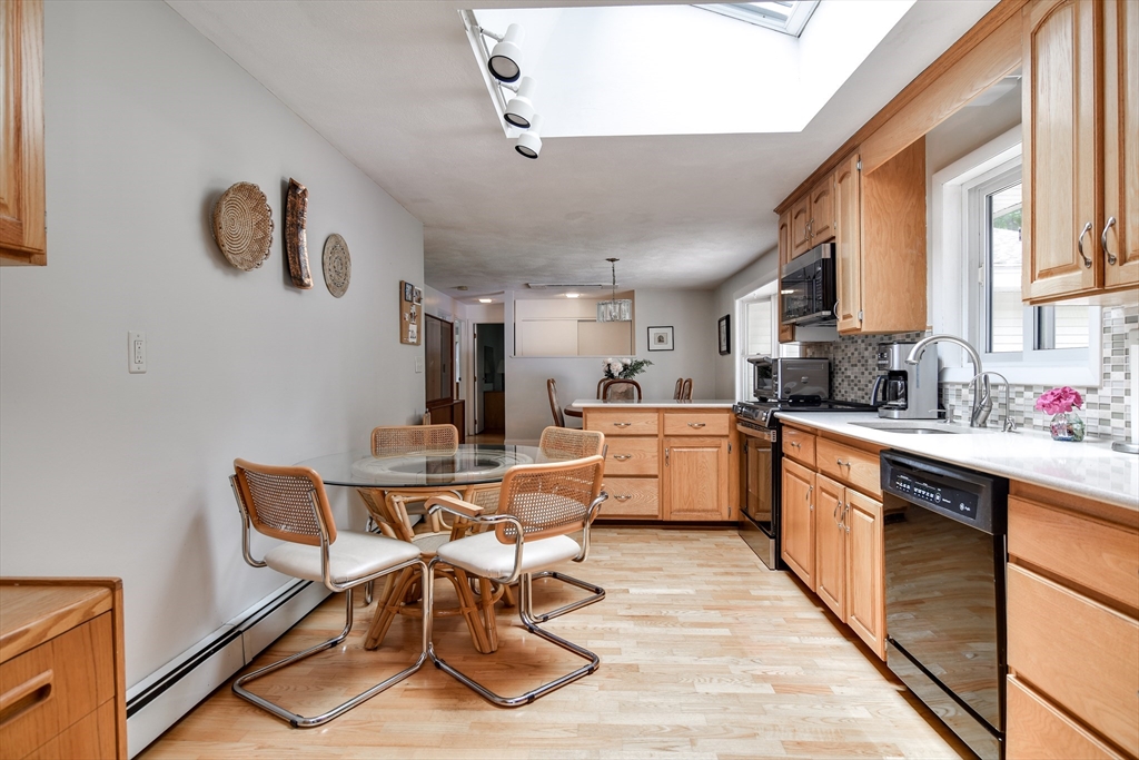 9 Larnis Road Framingham, MA 01701 - Photo 8 of 28