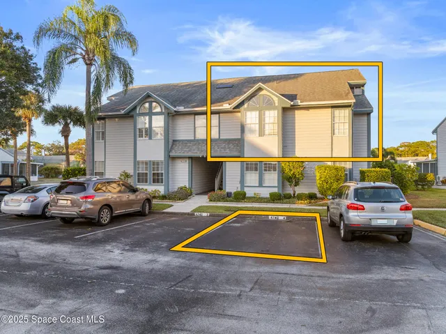 a cars parked on the side of a street