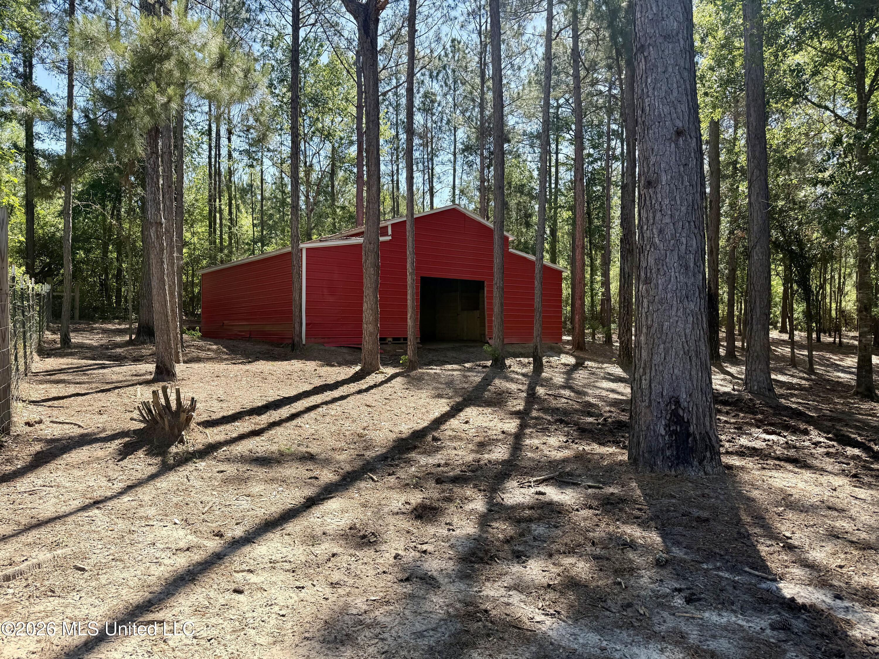 12876 Indian Springs Road Picayune, MS 39466 - Photo 10 of 30 IMG_4155