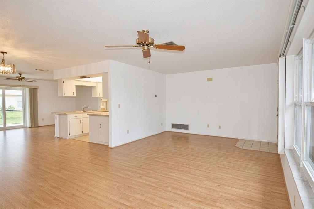 1379 Everest Road Venice, FL 34293 - Photo 12 of 46