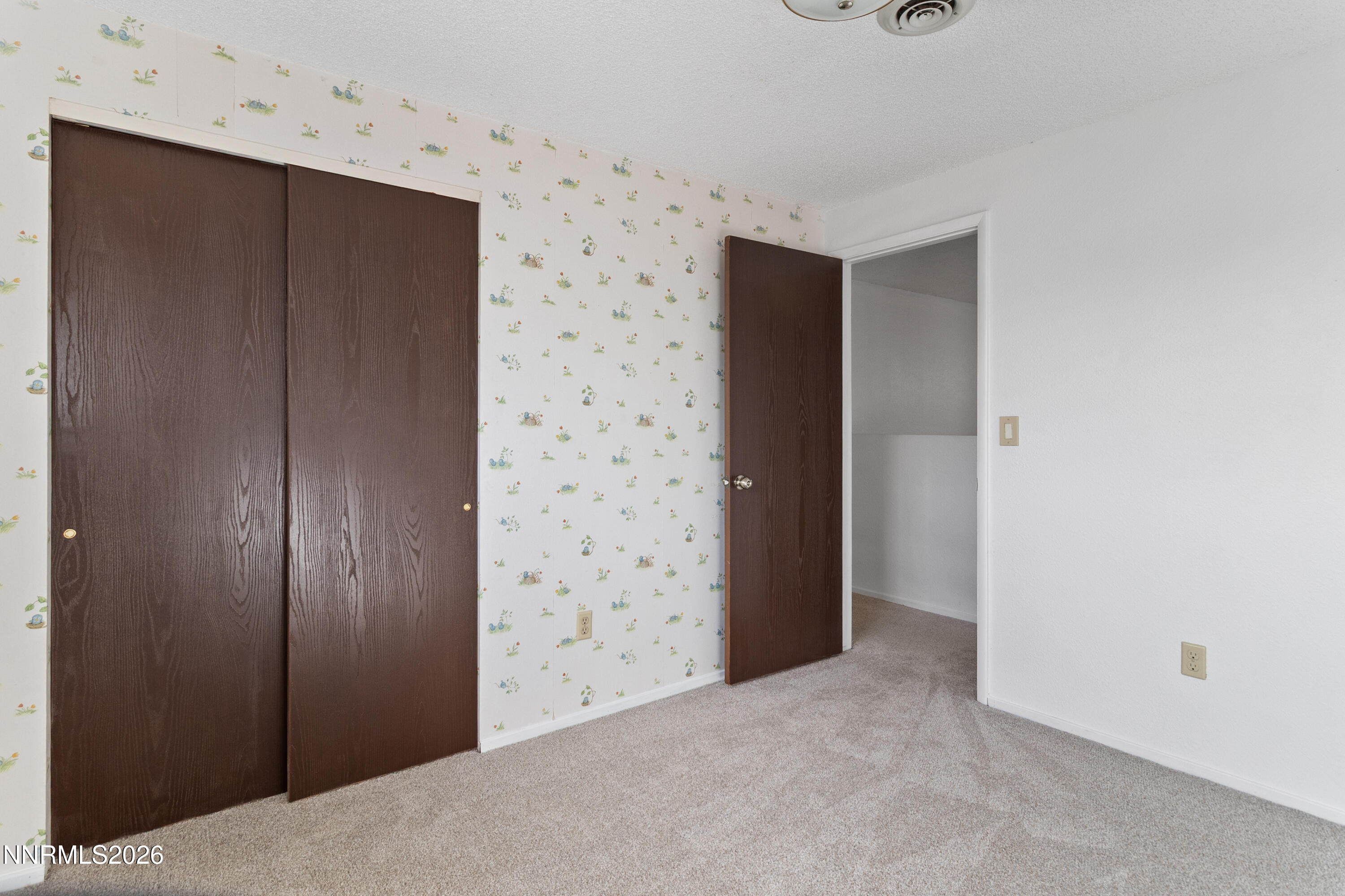 3142 Jarbidge Way Sparks, NV 89434 - Photo 31 of 42 an empty room with closet