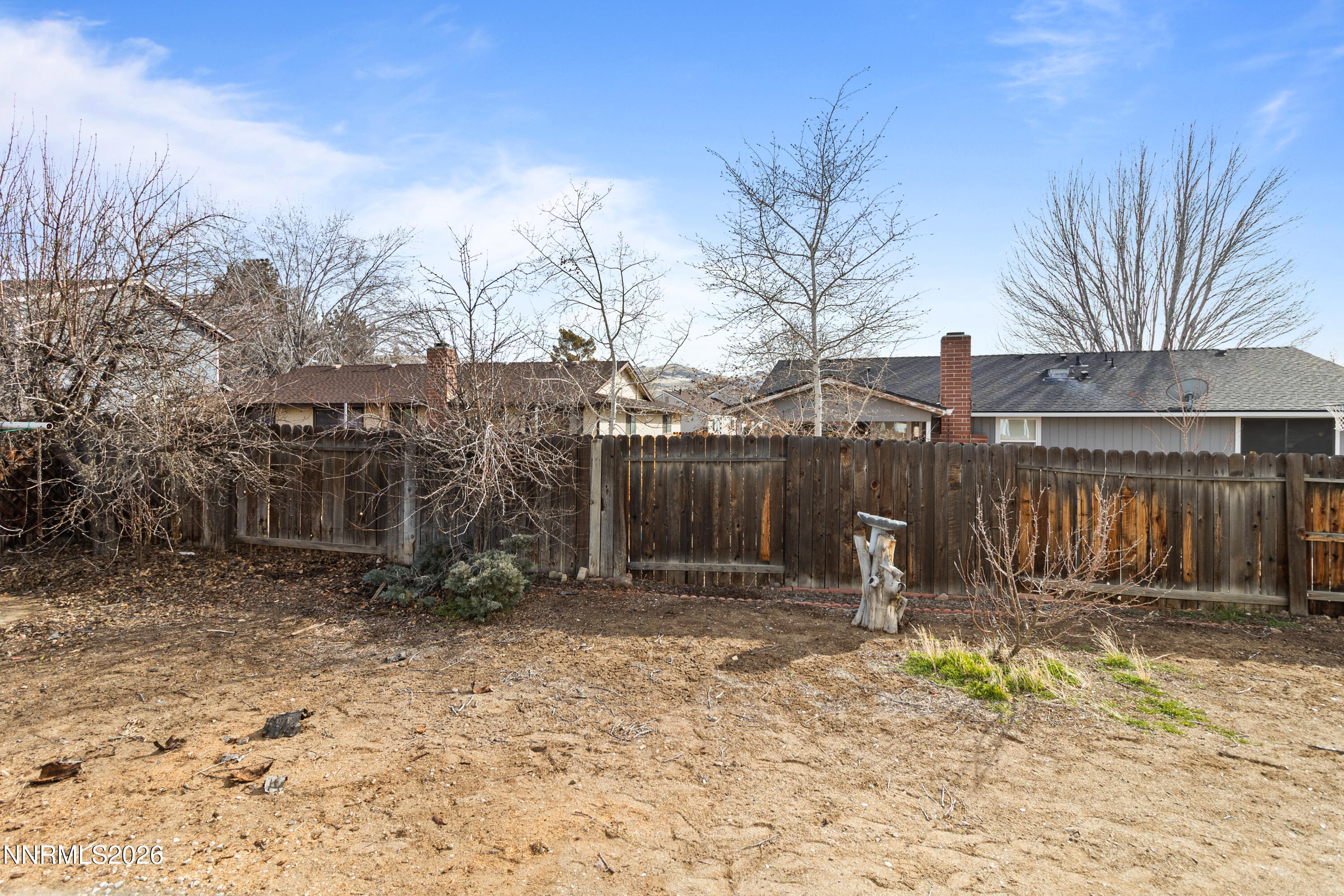 3142 Jarbidge Way Sparks, NV 89434 - Photo 38 of 42 a backyard of a house