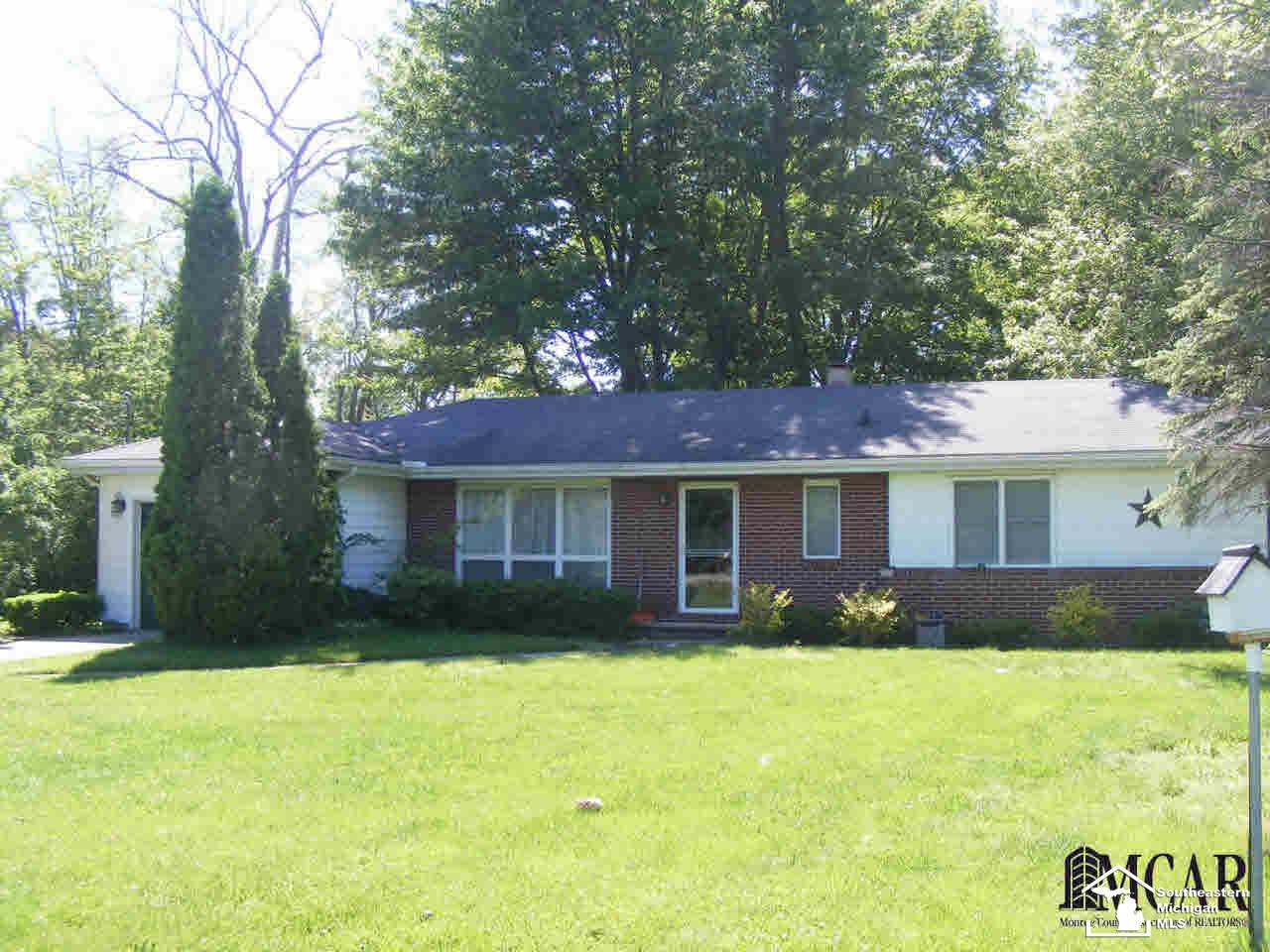 9485 Summerfield Road Temperance, MI 48182 - Photo 1 of 23 21302868.JPG
