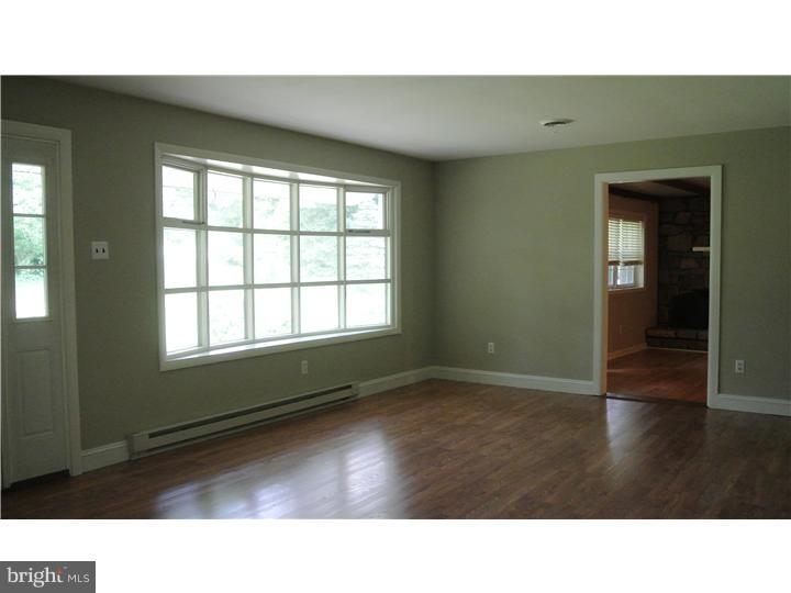 210 Fairview Road Glenmoore, PA 19343 - Photo 4 of 21 Living Room
