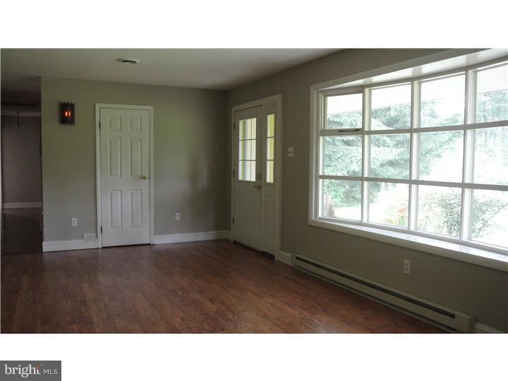 210 Fairview Road Glenmoore, PA 19343 - Photo 5 of 21 Living Room
