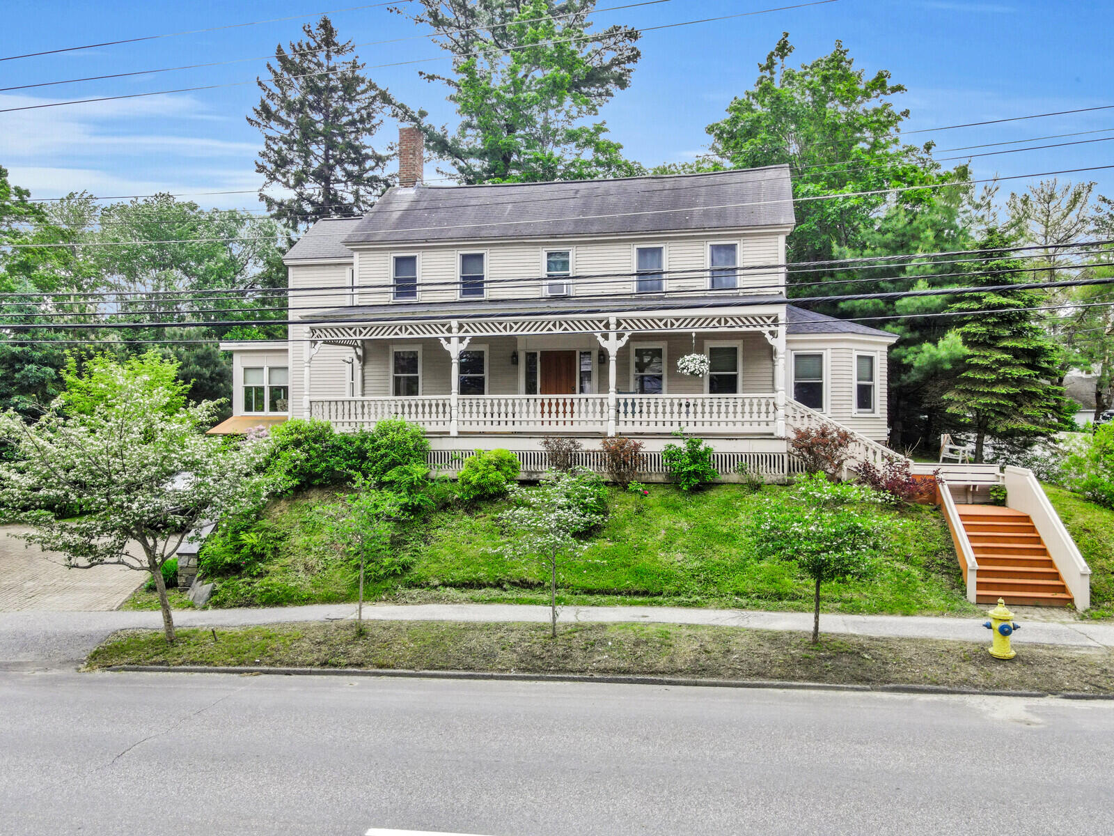 73 Pleasant Street Brunswick, ME 04011 - Photo 1 of 40 01_DJI_0826_DxO_mls