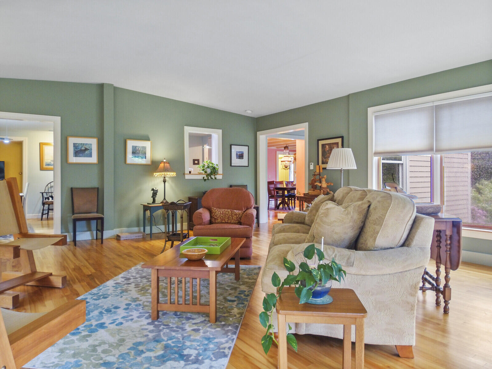 73 Pleasant Street Brunswick, ME 04011 - Photo 9 of 40 16_DJI_0445_DxO_mls