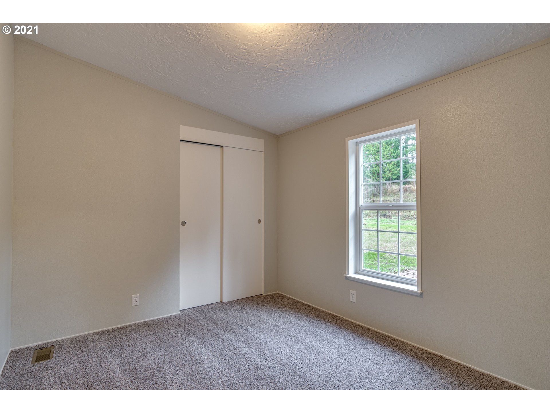 26116 Pellham Hill Road Rainier, OR 97048 - Photo 15 of 32 an empty room with windows
