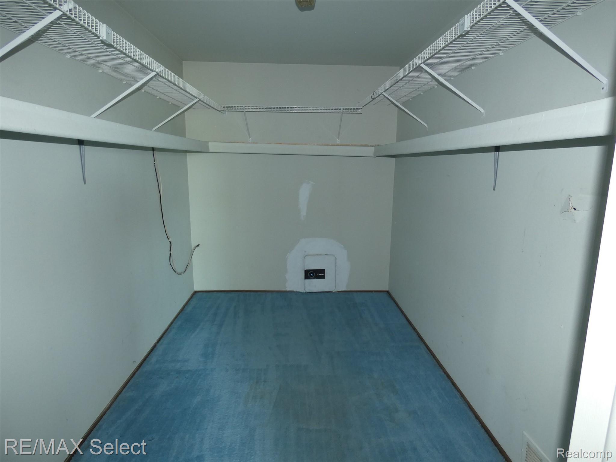 11505 Hartland Road Fenton, MI 48430 - Photo 16 of 35 Mikat 024 - Copy.JPG