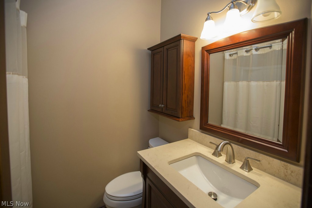 7160 Hartman Road Wadsworth, OH 44281 - Photo 16 of 25