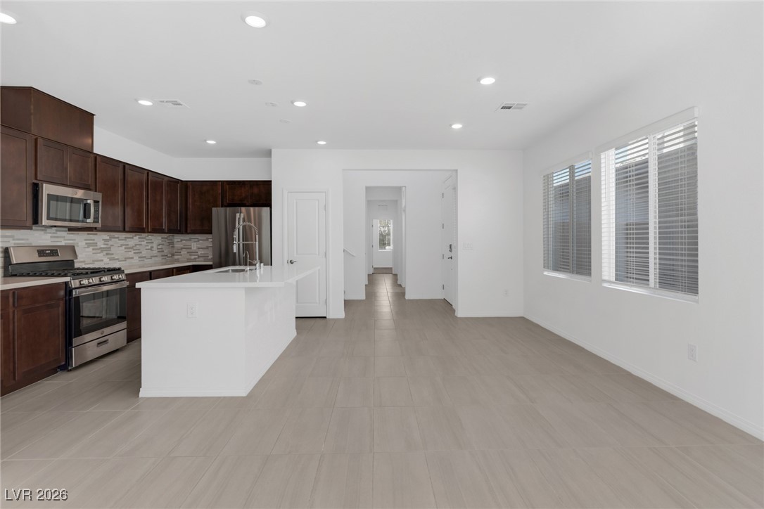 2869 Sweeping Palm Road North Las Vegas, NV 89086 - Photo 8 of 48