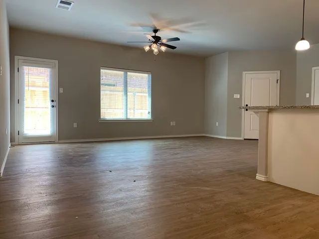 $1,560 | 1223 Preston Trail, Unit A, Wolfforth, TX 79382