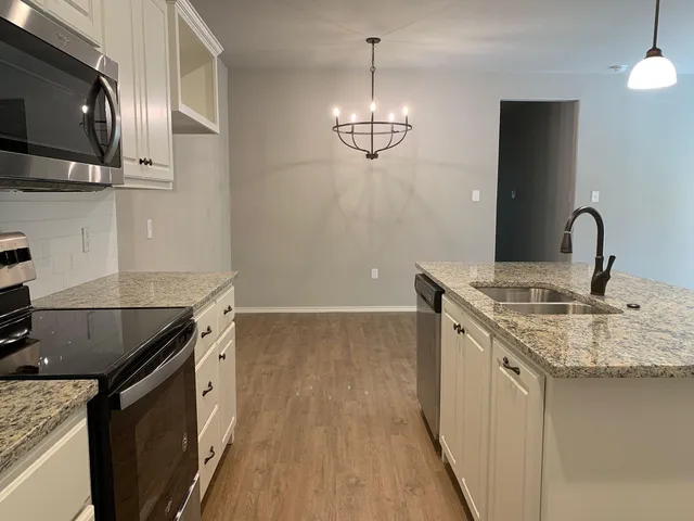 $1,560 | 1223 Preston Trail, Unit A, Wolfforth, TX 79382