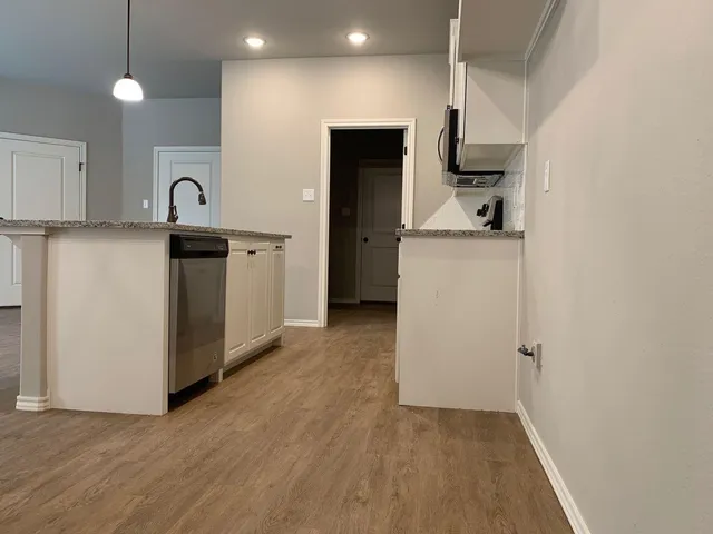 $1,560 | 1223 Preston Trail, Unit A, Wolfforth, TX 79382