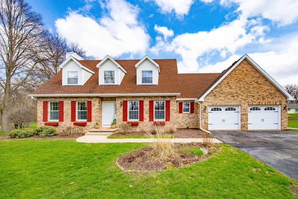 $838,700 | 413 Park Cambridge Wi 53523, Cambridge, WI 53523