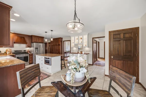 $838,700 | 413 Park Cambridge Wi 53523, Cambridge, WI 53523