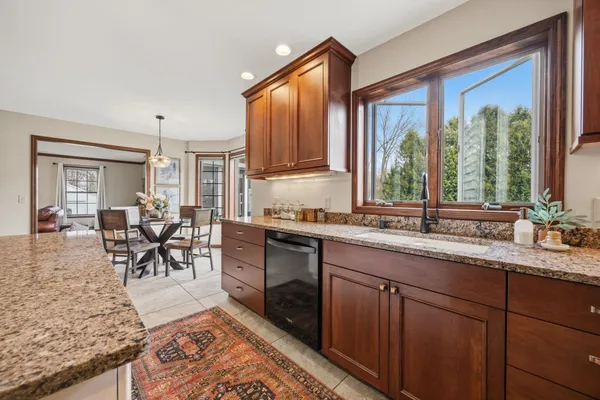 $838,700 | 413 Park Cambridge Wi 53523, Cambridge, WI 53523