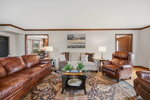 $838,700 | 413 Park Cambridge Wi 53523, Cambridge, WI 53523