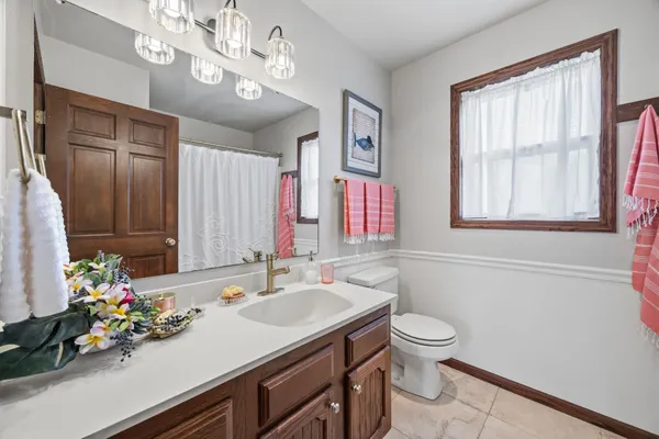 $838,700 | 413 Park Cambridge Wi 53523, Cambridge, WI 53523