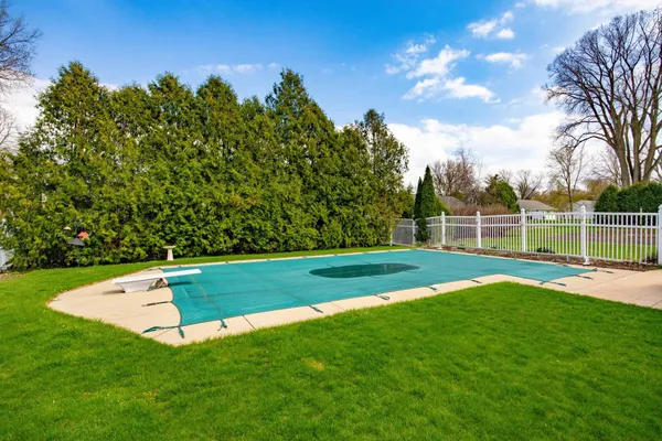 $838,700 | 413 Park Cambridge Wi 53523, Cambridge, WI 53523