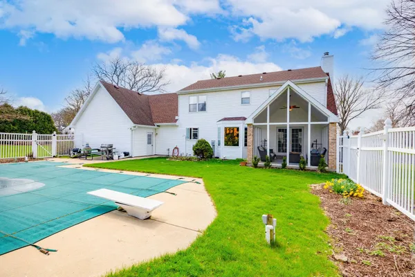 $838,700 | 413 Park Cambridge Wi 53523, Cambridge, WI 53523