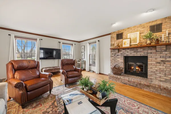 $838,700 | 413 Park Cambridge Wi 53523, Cambridge, WI 53523