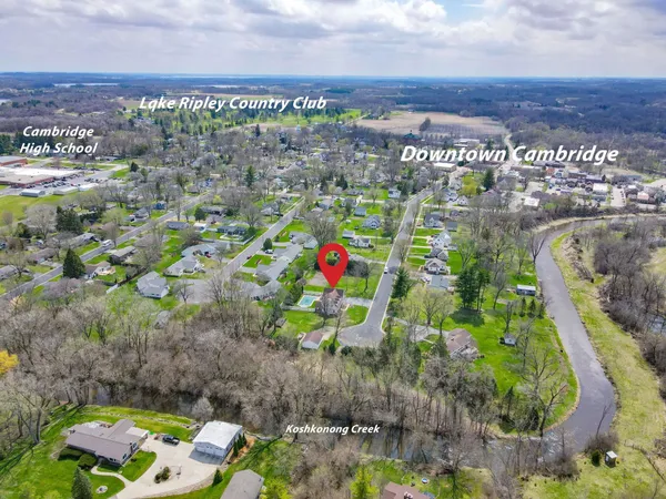 $838,700 | 413 Park Cambridge Wi 53523, Cambridge, WI 53523