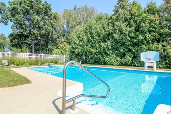 $838,700 | 413 Park Cambridge Wi 53523, Cambridge, WI 53523