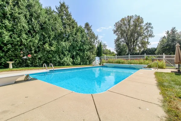 $838,700 | 413 Park Cambridge Wi 53523, Cambridge, WI 53523