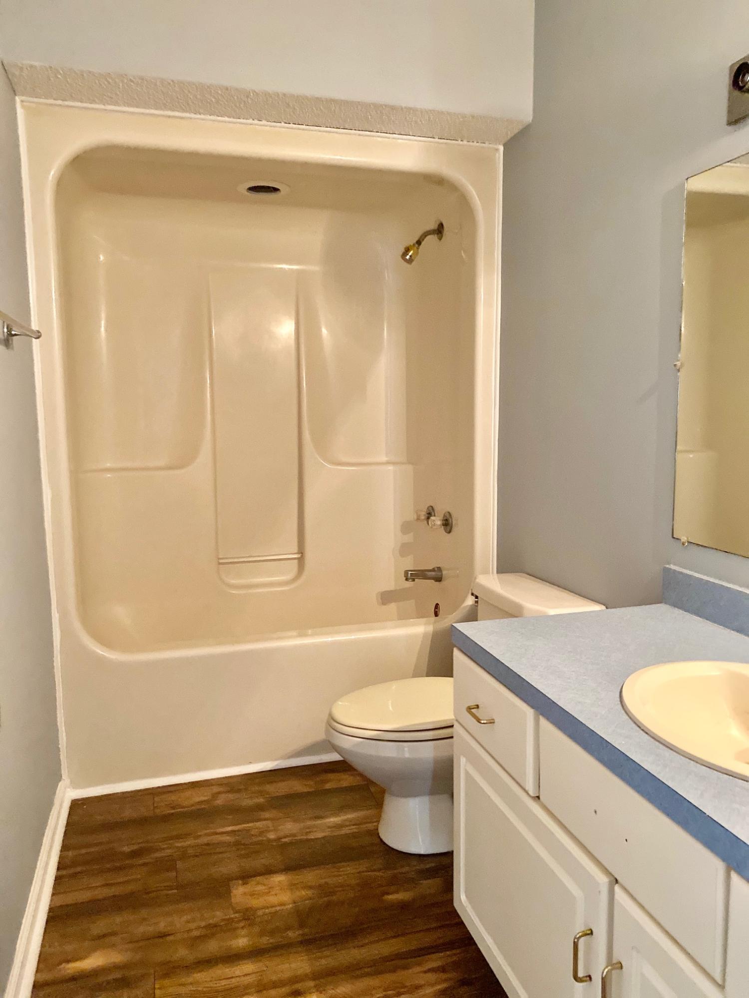 7348 Commodore Road Hollywood, SC 29449 - Photo 11 of 21 2nd bathroom