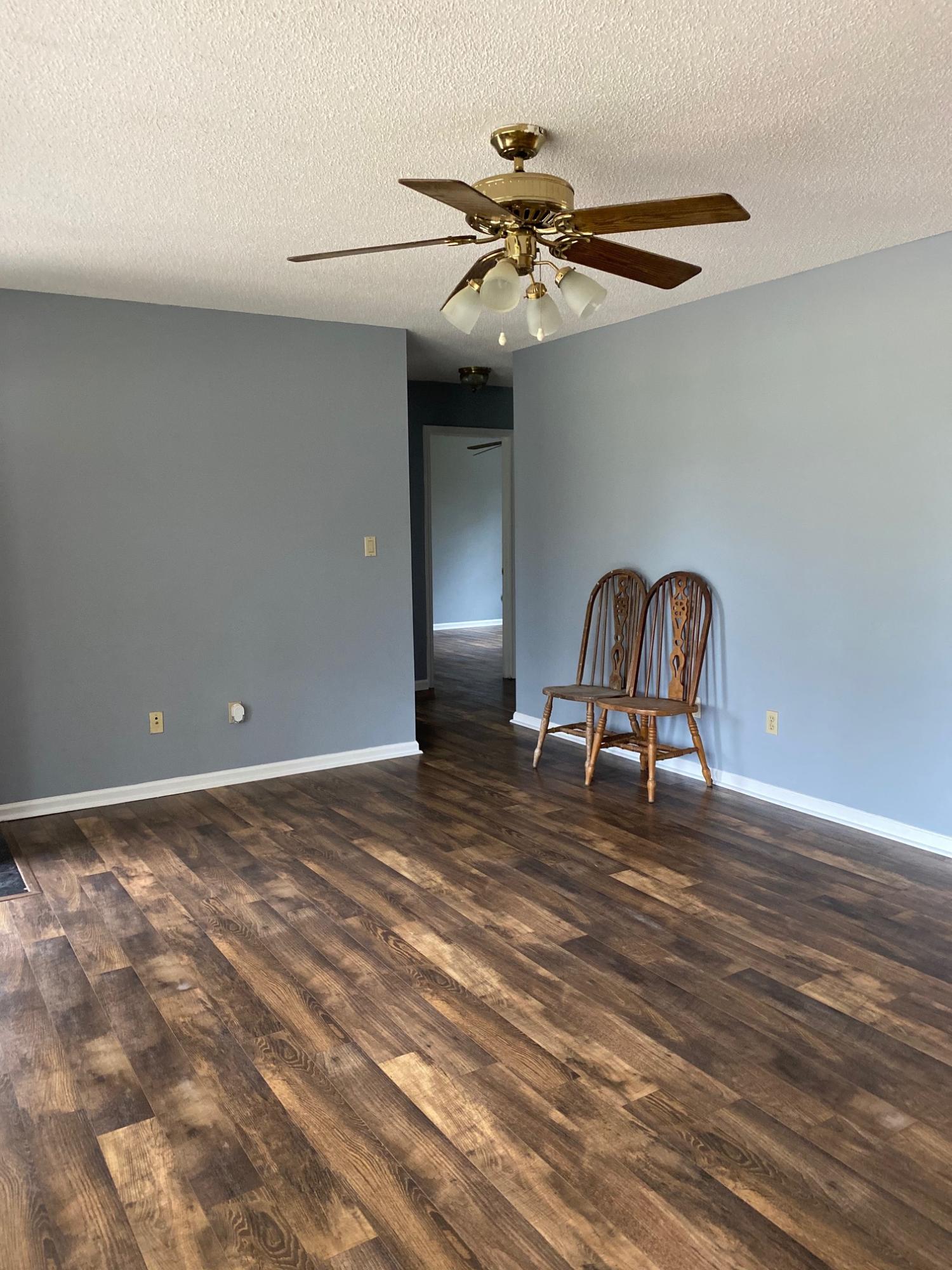 7348 Commodore Road Hollywood, SC 29449 - Photo 4 of 21 Family Room