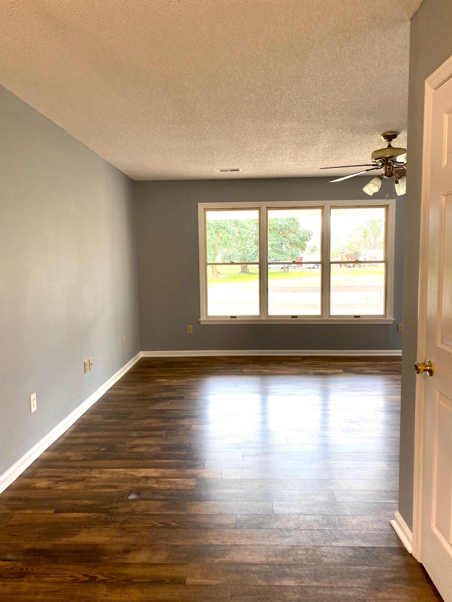 7348 Commodore Road Hollywood, SC 29449 - Photo 5 of 21 Family Room view from Dining Area