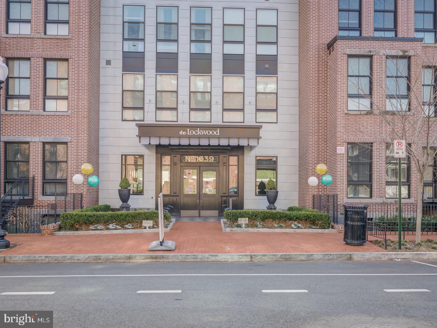 1339 E Street Southeast, Unit 111 Washington, DC 20003 - Photo 5 of 32