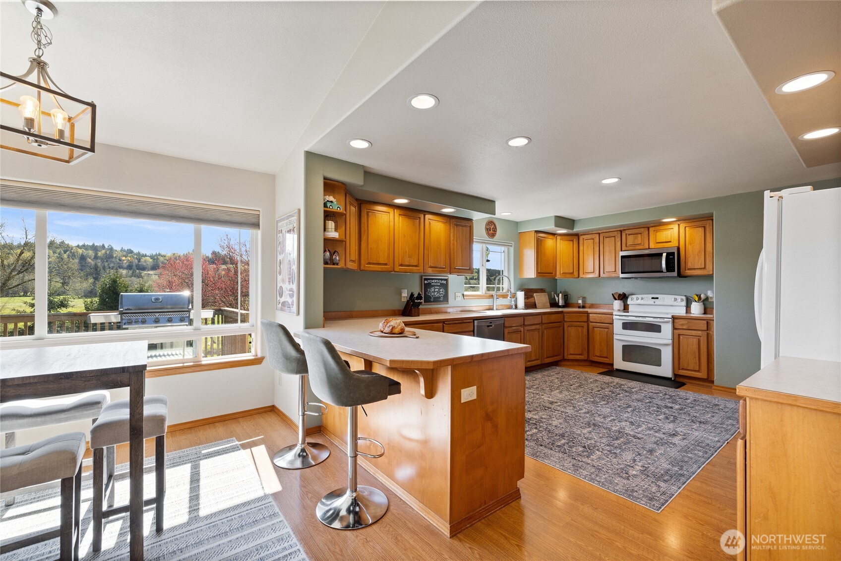 591 West Shelton Valley Road Shelton, WA 98584 - Photo 12 of 40