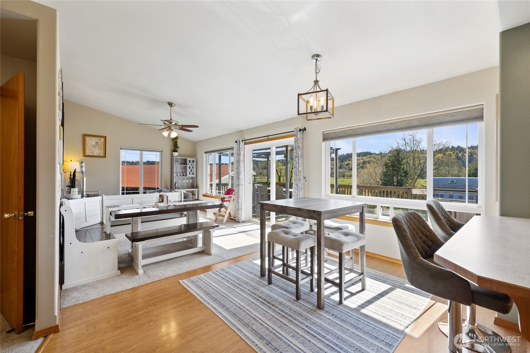 591 West Shelton Valley Road Shelton, WA 98584 - Photo 13 of 40