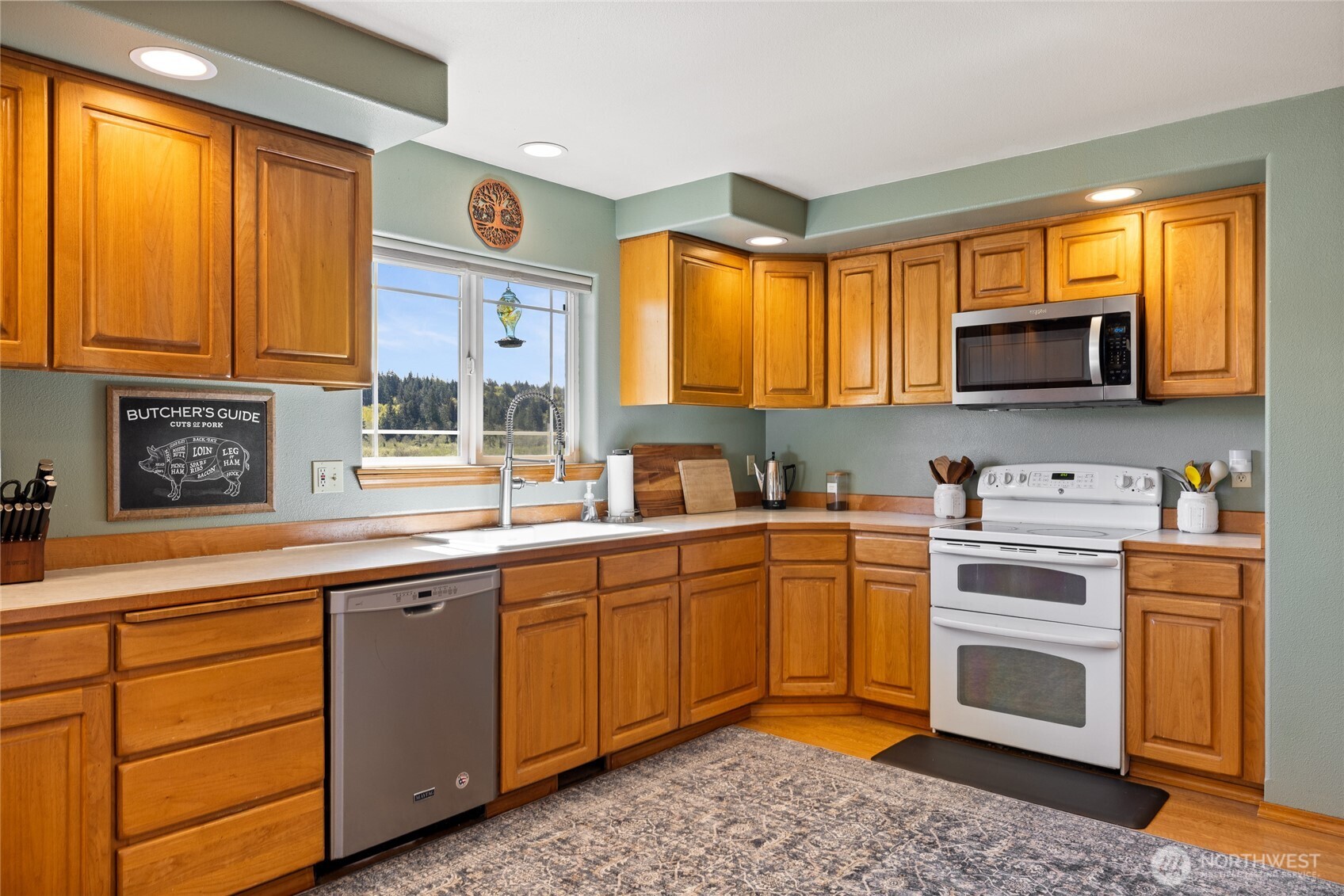 591 West Shelton Valley Road Shelton, WA 98584 - Photo 10 of 40