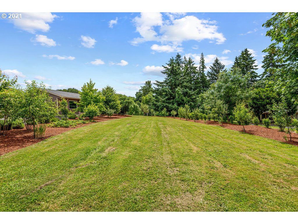 1014 Cloverdale Road Kalama, WA 98625 - Photo 23 of 32 Gallery Image 23