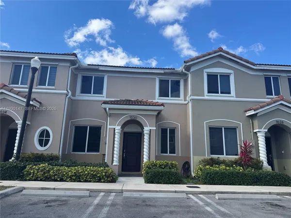$2,350 | 1030 Southeast 23rd Terrace, Homestead, FL 33035