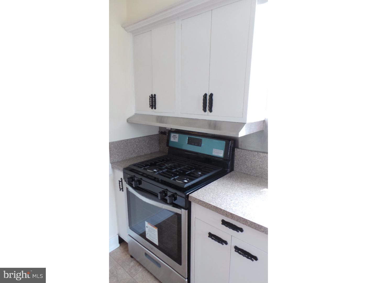 322 Shaw Road Ridley Park, PA 19078 - Photo 6 of 25