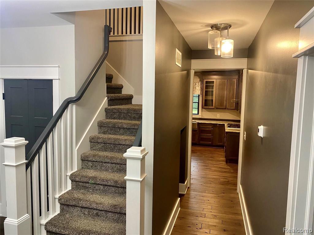 568 South Elba Road Lapeer, MI 48446 - Photo 12 of 43