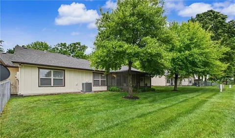 $270,000 | 18797 Sunrise Drive, Belton, MO 64012