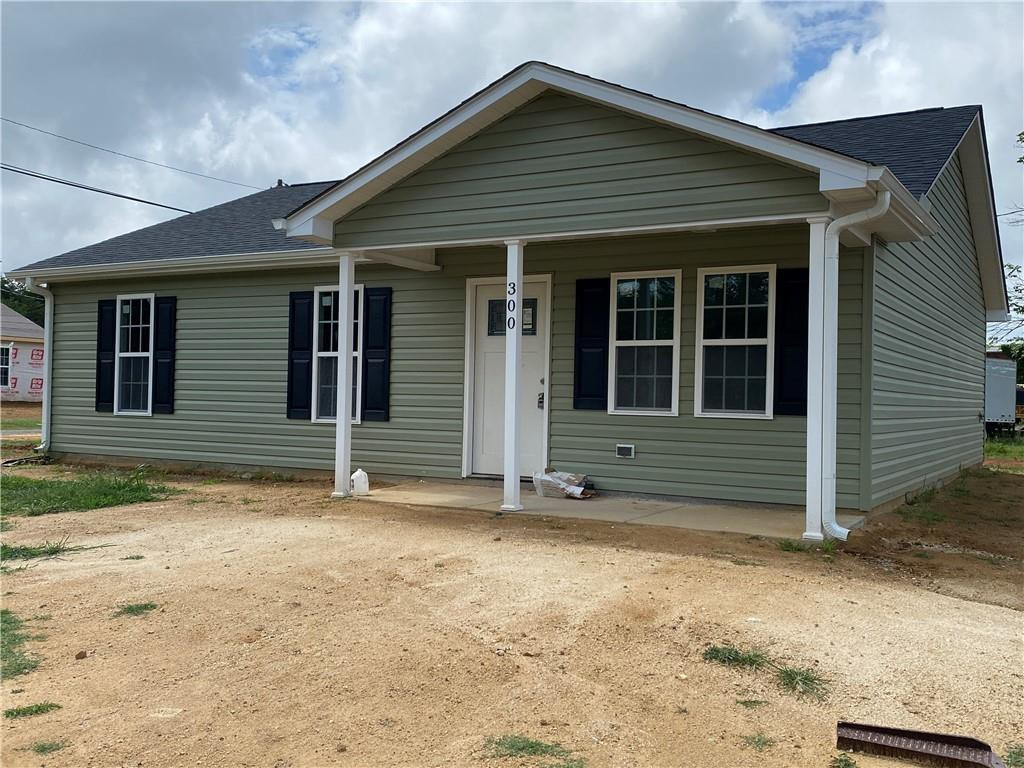 300 West Hanover Road Graham, NC 27253 - Photo 1 of 6 Gallery Image 1