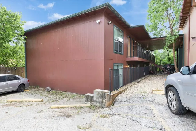 $975 | 2314 Greenfield Parkway, Unit 108, Austin, TX 78741